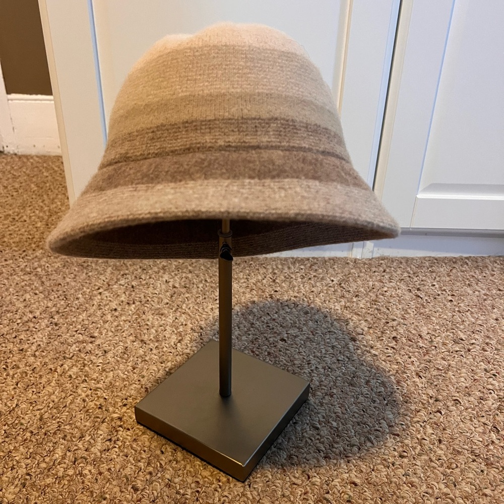 Duluth Trading Company Wool Blend Bucket Hat Brown Beige Women's Medium